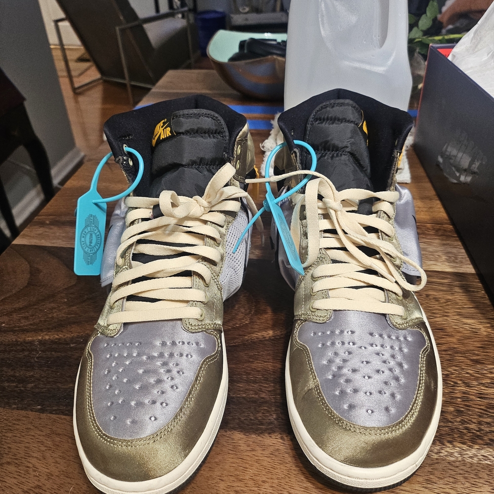 Nike Air Jordan 1 Utility Men's Shoes - Gold and Gray